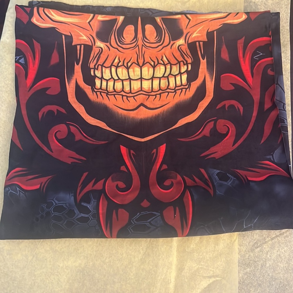 Orbacle skeleton face mask, bandana gaiter - Picture 5 of 6